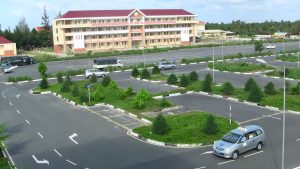 Khi nào học viên được học và dự thi bằng lái xe trở lại