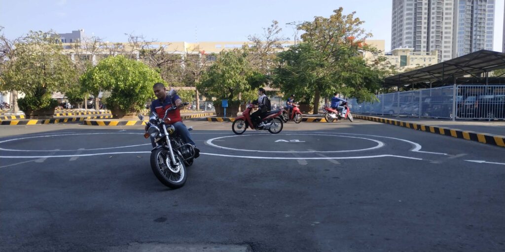 Thi bằng lái xe a2 quận Tân Bình