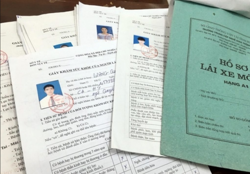 Cấp lại giấy phép lái xe có khám sức khỏe không